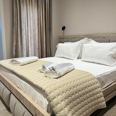 Përmet Hotel Kseal מראה חיצוני תמונה