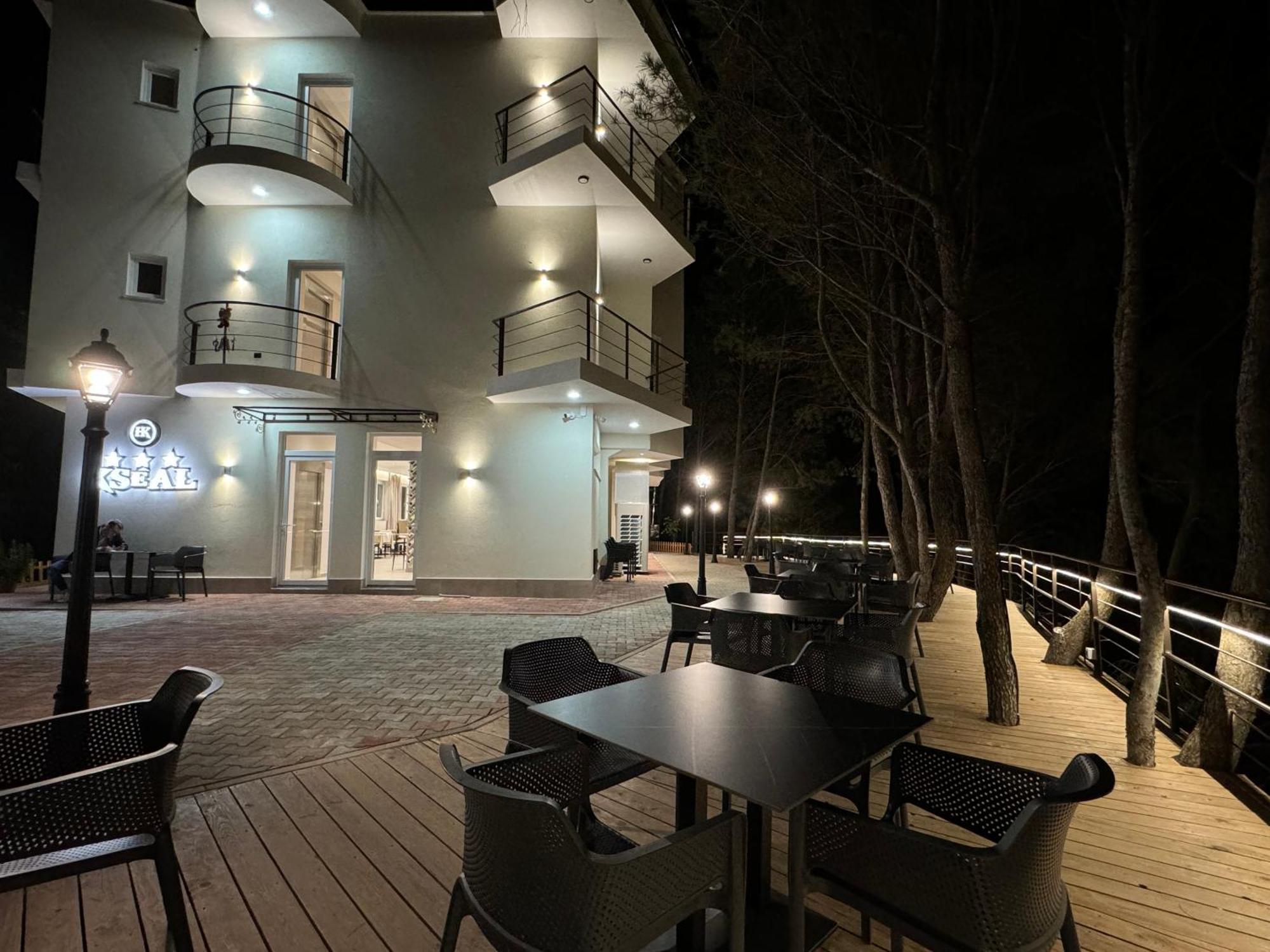Përmet Hotel Kseal מראה חיצוני תמונה