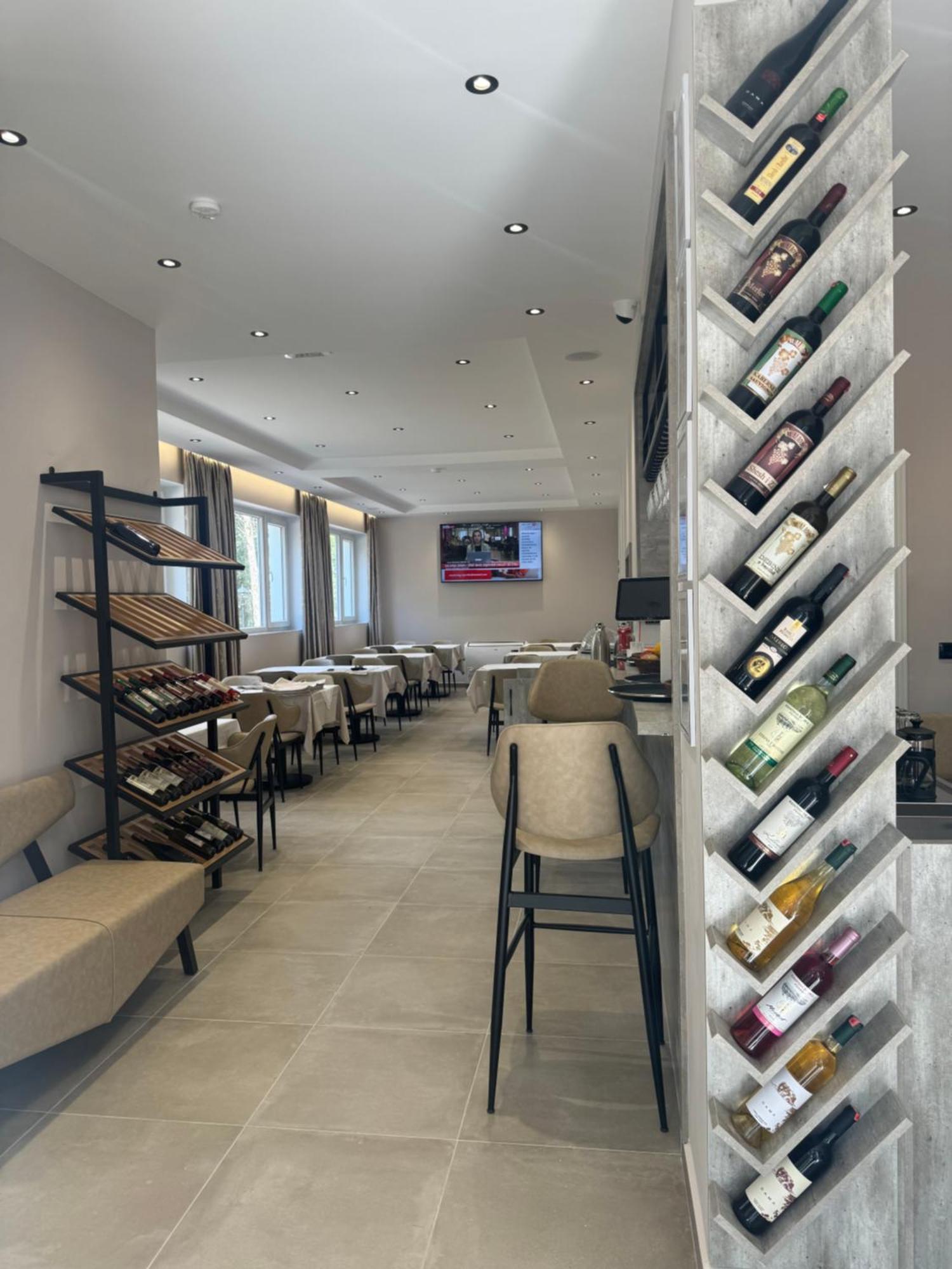 Përmet Hotel Kseal מראה חיצוני תמונה