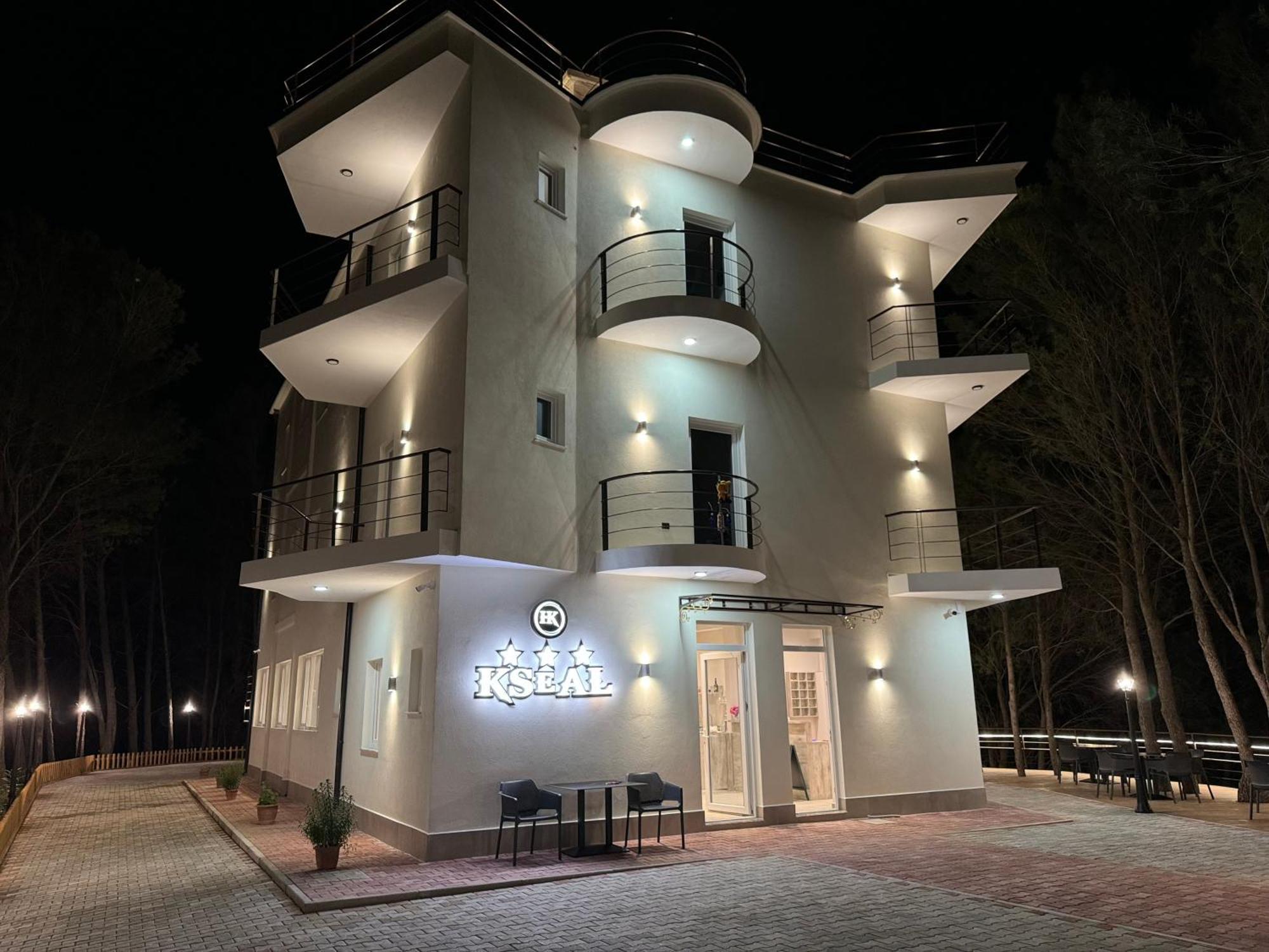Përmet Hotel Kseal מראה חיצוני תמונה